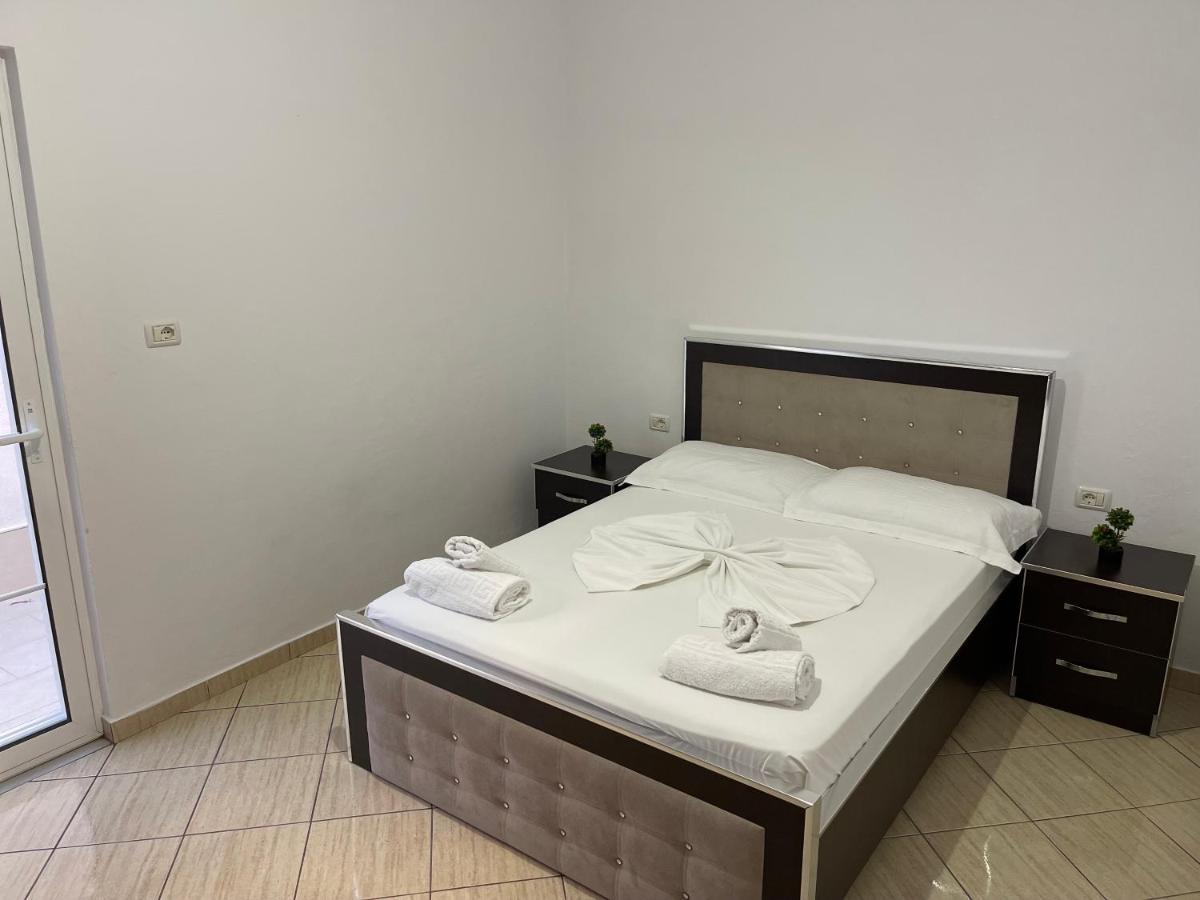 Villa Xhevdet Sarande Ngoại thất bức ảnh