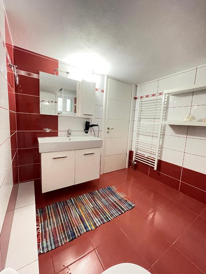 Villa Xhevdet Sarande Ngoại thất bức ảnh