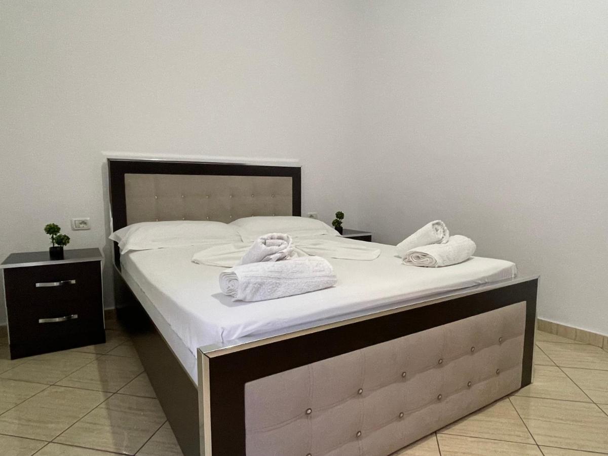 Villa Xhevdet Sarande Ngoại thất bức ảnh