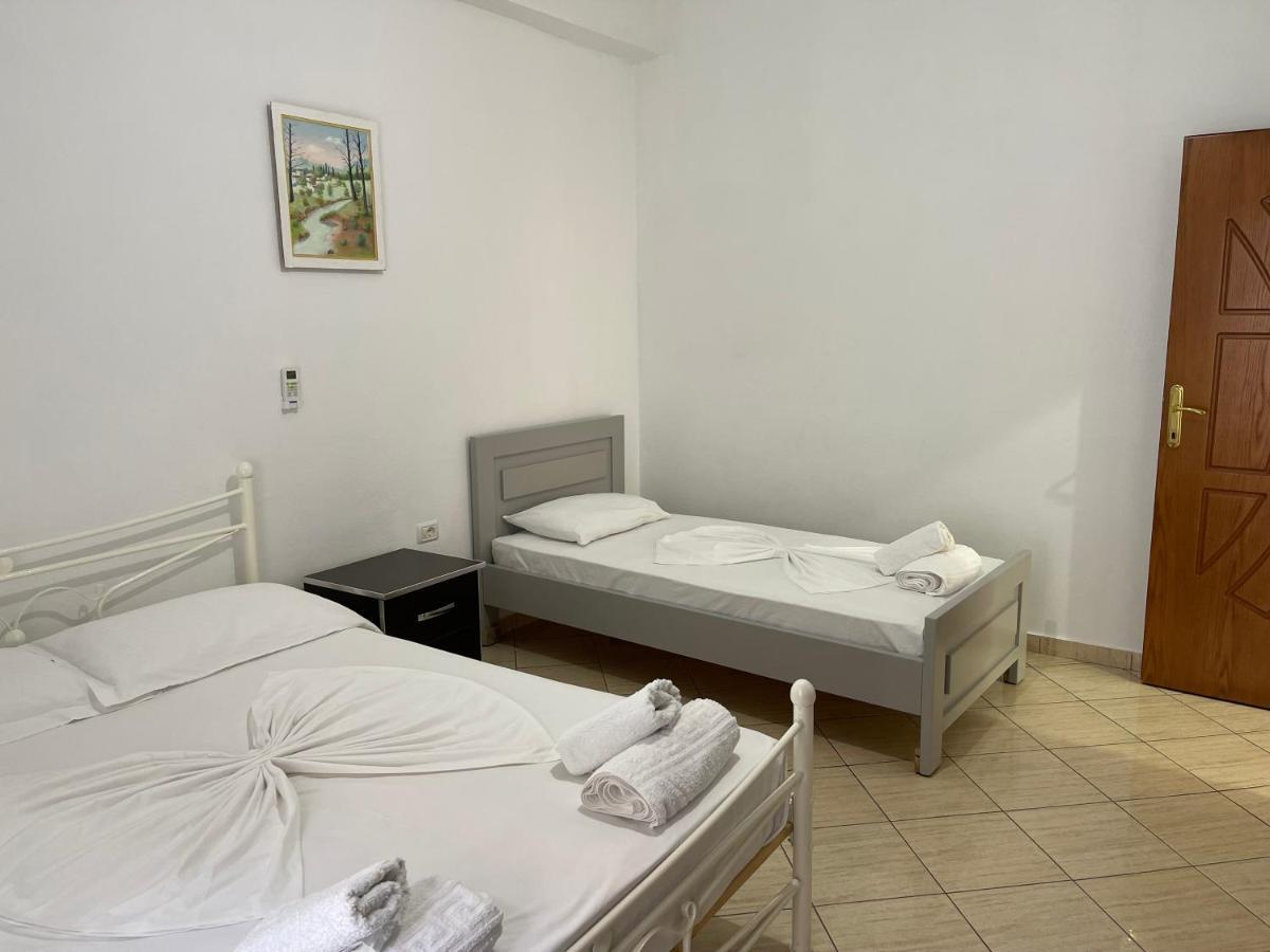 Villa Xhevdet Sarande Ngoại thất bức ảnh