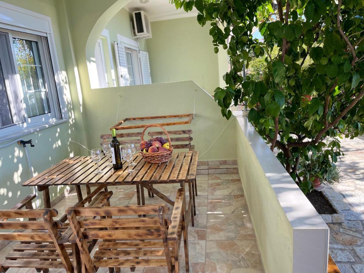 Villa Xhevdet Sarande Ngoại thất bức ảnh
