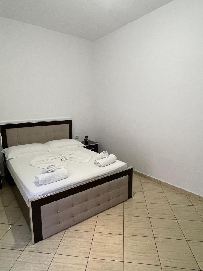 Villa Xhevdet Sarande Ngoại thất bức ảnh